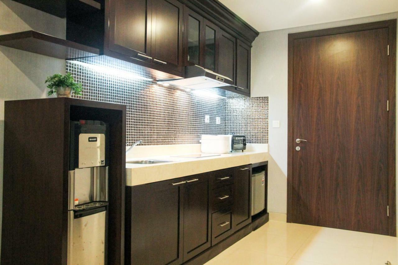 Elegant 1Br Kemang Village Apartment By Travelio Jakarta Kültér fotó
