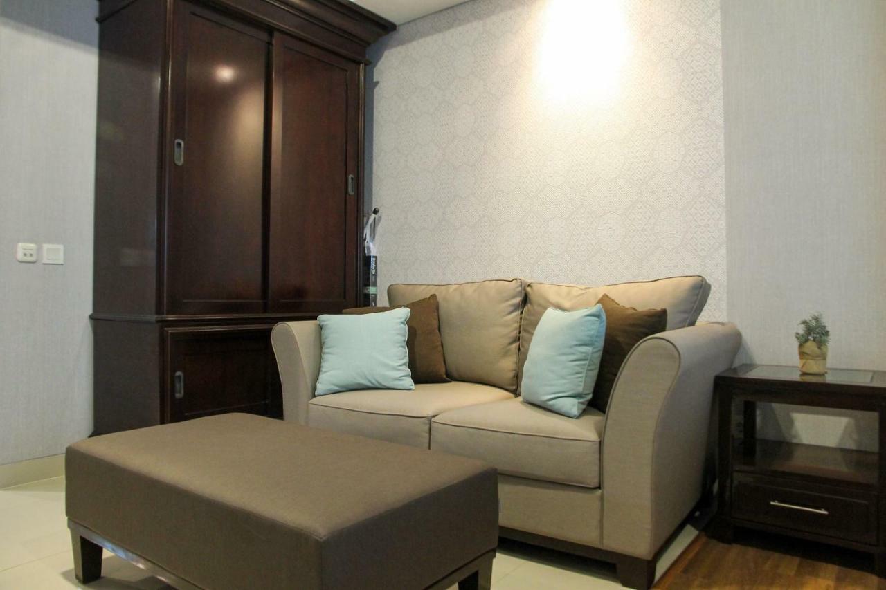 Elegant 1Br Kemang Village Apartment By Travelio Jakarta Kültér fotó