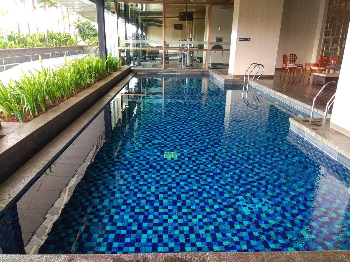 Elegant 1Br Kemang Village Apartment By Travelio Jakarta Kültér fotó